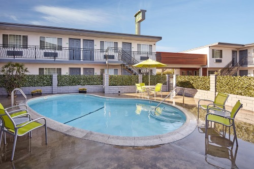 Studio Inn Downey zwembad